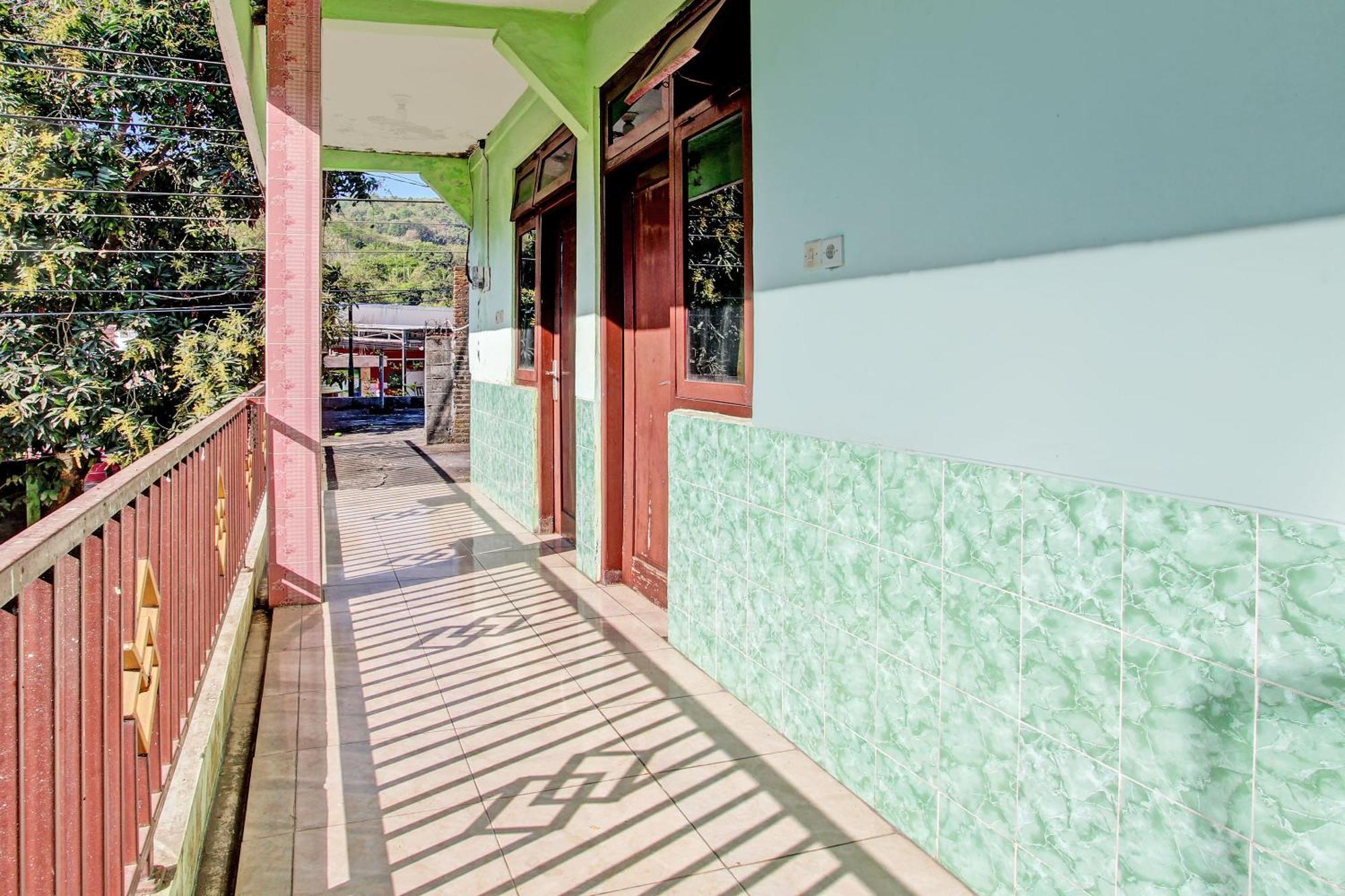 Spot On 93029 Pondok Wisata Sabar Menanti 2 Bantul Buitenkant foto
